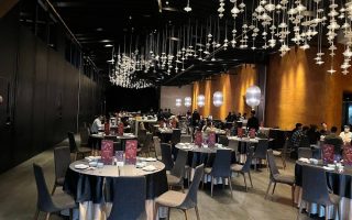 与玥樓頂級粵菜餐廳 与玥樓頂級粵菜餐廳